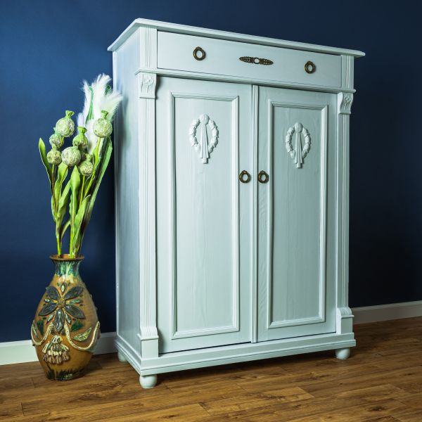 Wardrobe Assembly in Sioux City
